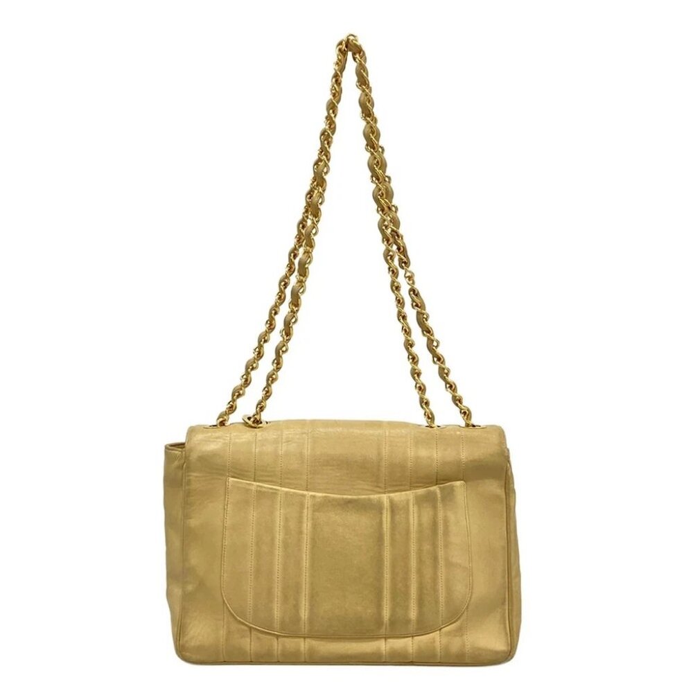 CHANEL New Mademoiselle - Beige Lambskin Shoulder Bag Gold hardware - Picture 2 of 15
